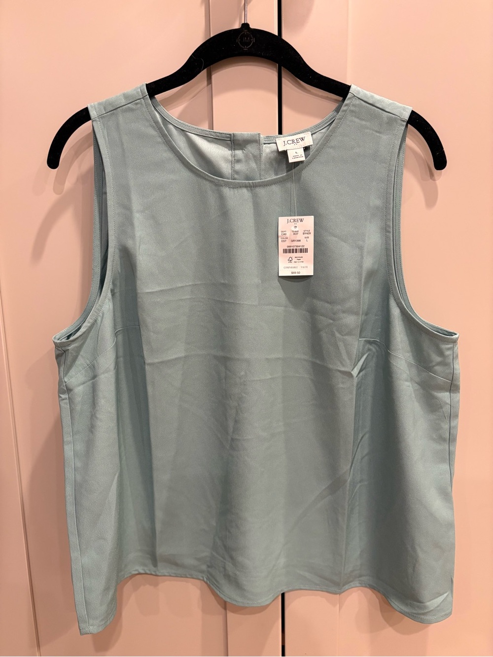J. Crew Factory Mint Green Sleeveless Button Back Shell
SZ Large style BY429